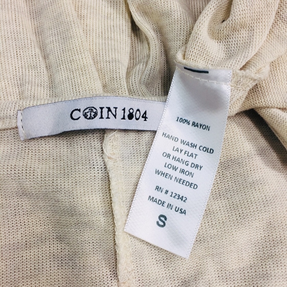 Coin 1804 Short Sleeve Cold Shoulder Cream Top S - Picture 7 of 7